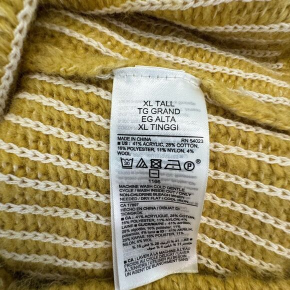 Mustard Yellow Sleeveless Knit Sweater - Picture 5 of 6